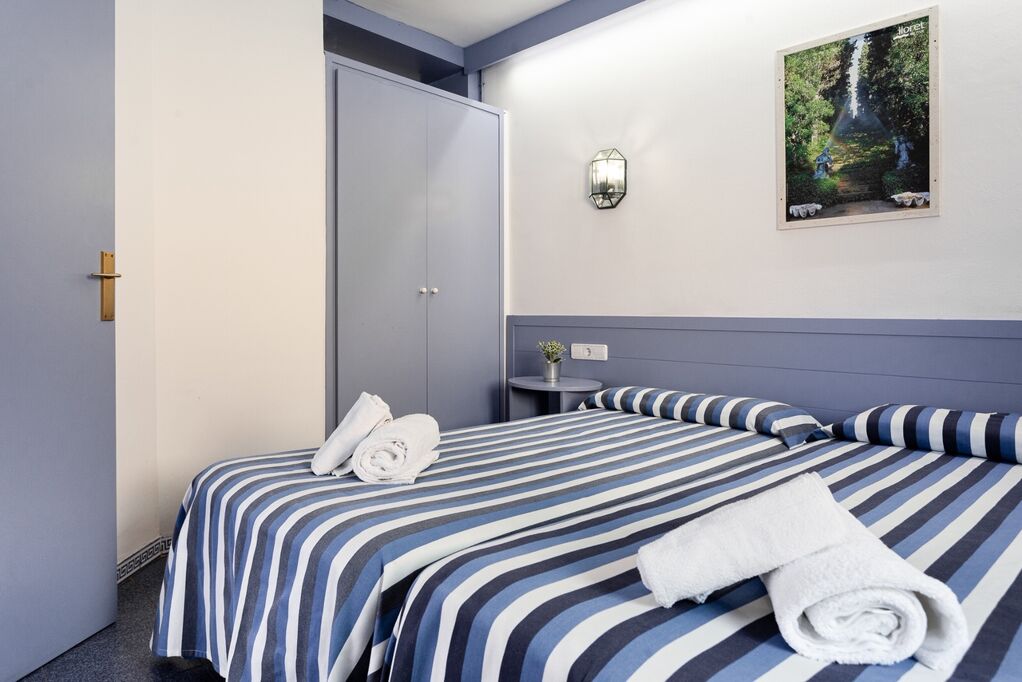 HUB PRIVATE APARTMENT<br>with CoWorking & Pool (for 1 or 2 people)