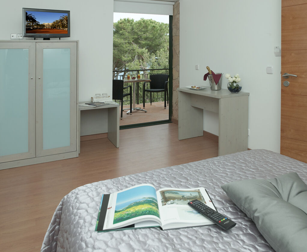 VILLA<br> CoWork & Villa