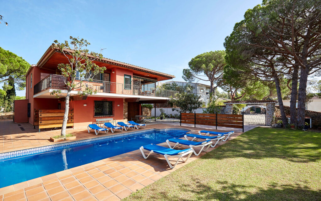 VILLA<br> CoWork & Villa
